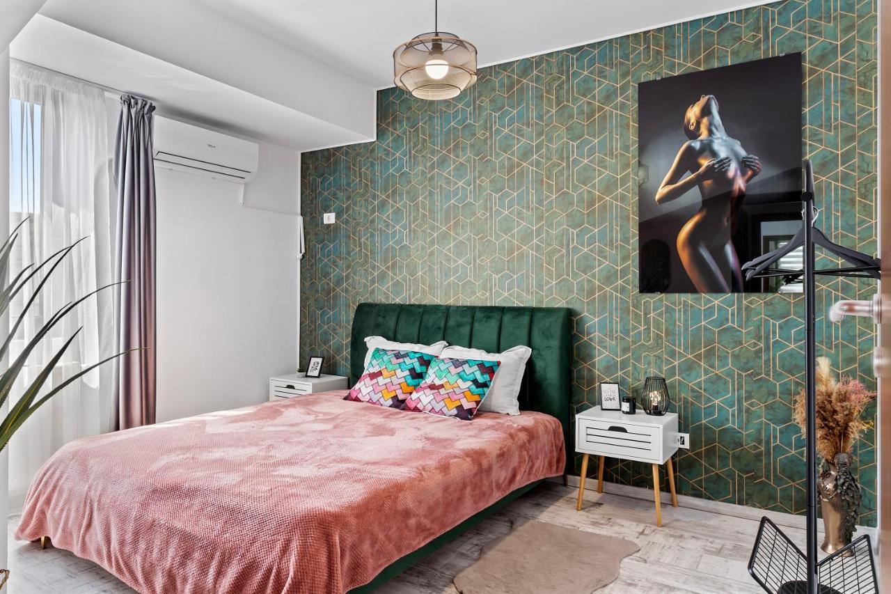 Cozy Special City Center - Old Town Apartment With Terrace Бухарест Екстер'єр фото