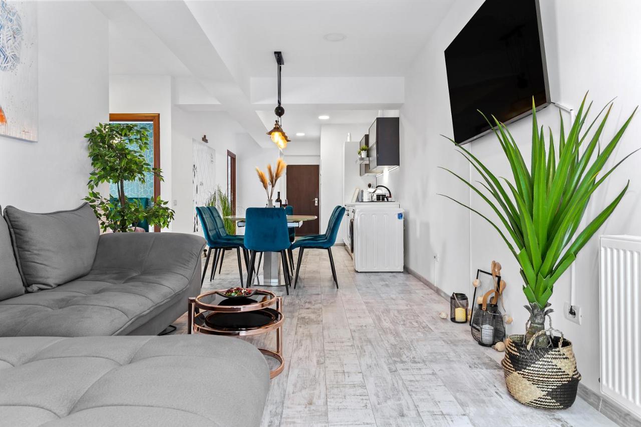 Cozy Special City Center - Old Town Apartment With Terrace Бухарест Екстер'єр фото