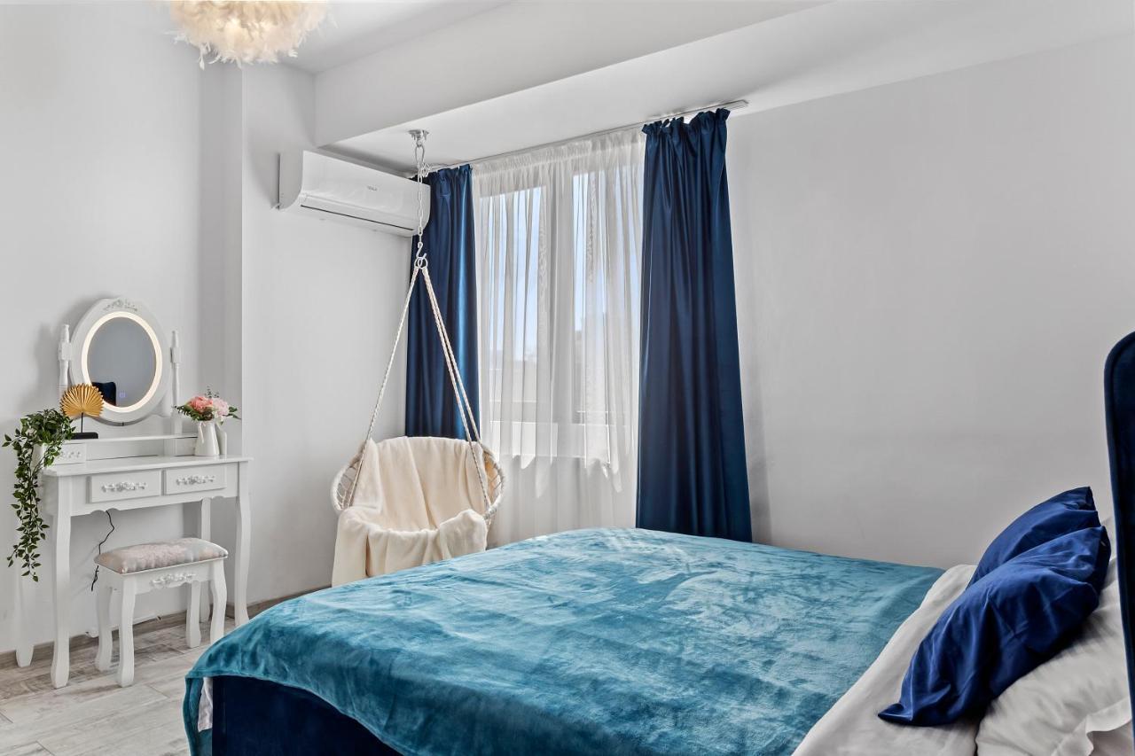 Cozy Special City Center - Old Town Apartment With Terrace Бухарест Екстер'єр фото