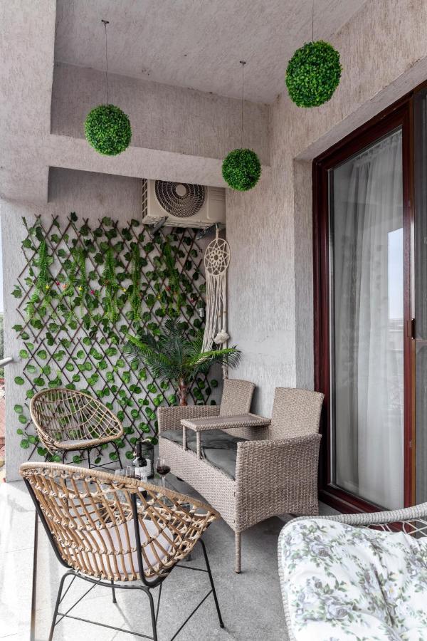 Cozy Special City Center - Old Town Apartment With Terrace Бухарест Екстер'єр фото